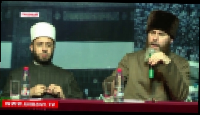 Мусульманский ученый и хадисовед Усама Сайид аль-Азхарий презентовал в Грозном книгу об исламе - видеоклип на песню