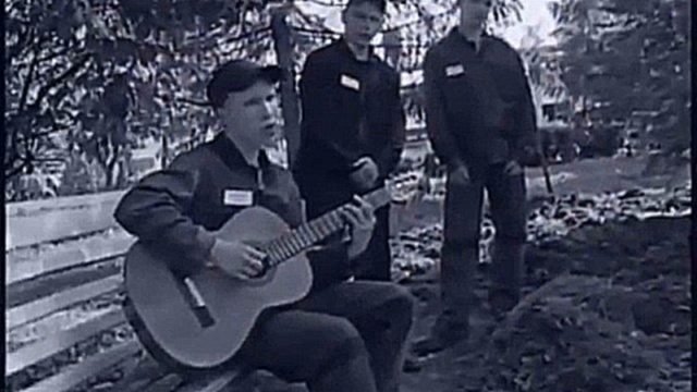 На перроне вокзала, поет В. Якушечкин - видеоклип на песню