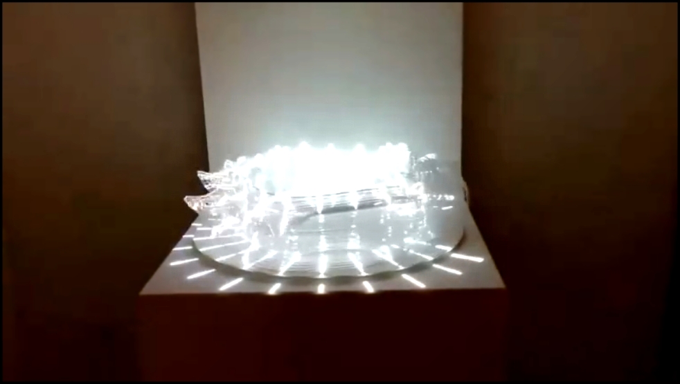 Волшебство нитей: фантастический прозрачный зоотроп, распечатанный на 3D-принтере 