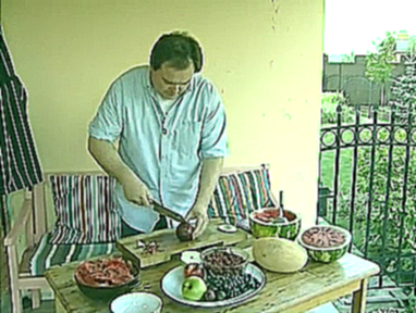 Мужская еда: Фруктовый салат в арбузе 