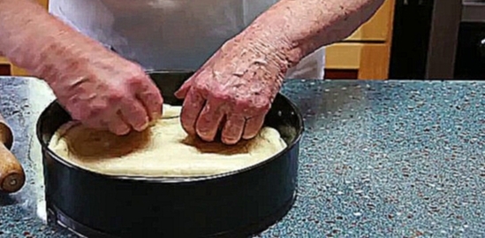 Как приготовить пирог с вишней 