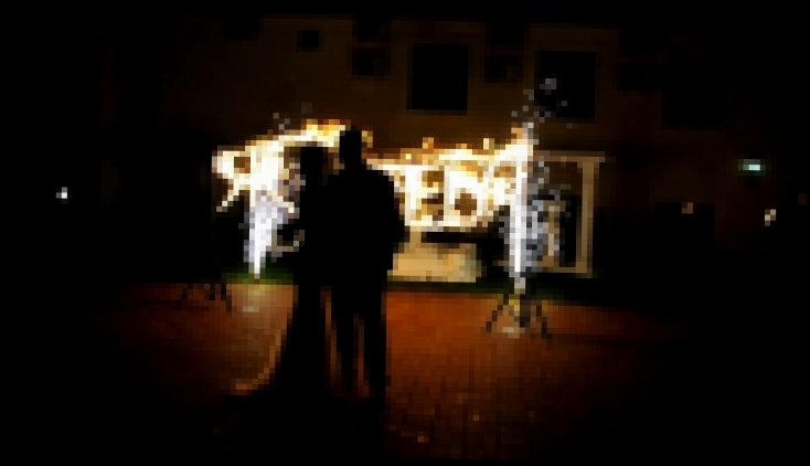 Огненная надпись "Я люблю тебя" на свадьбу в Ростове| GOF show - видеоклип на песню