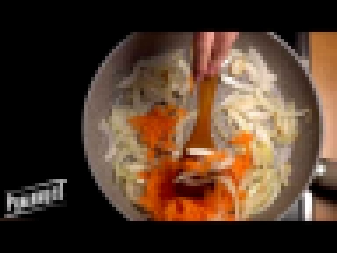 Тушеная капуста с сосисками- рецепт от компании "Румянцев" 