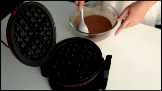 Шикарные вафли из овсяных хлопьев на электровафельнице GFGril GF-020 Waffle Pro 