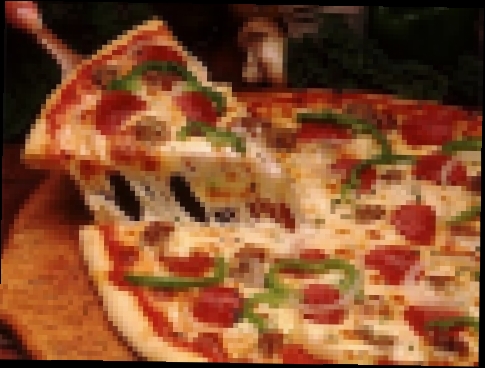 Домашняя пицца. Итальянская пицца./Пицца с курицей и грибами/Пицца пепперони 