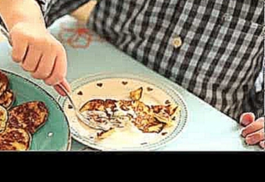 Сладкие оладьи из кабачков: видео-рецепт 