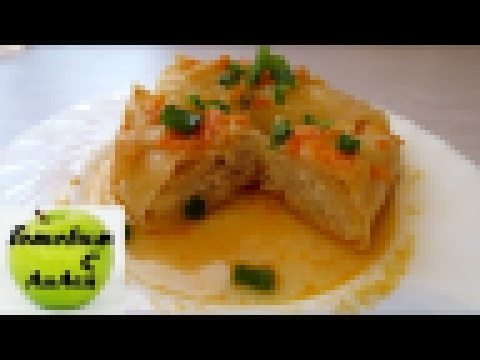 Голубцы с куриным фаршем, второе блюдо Cabbage rolls with minced chicken, main dish 