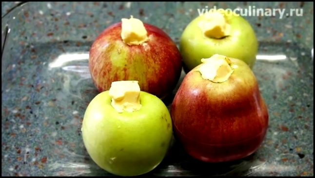 Как приготовить яблоко запеченное с медом и орехами 