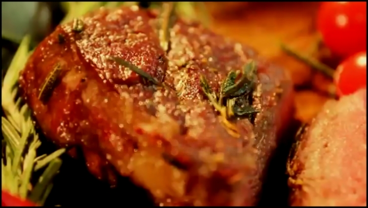 Видео рецепт "Стейк из говядины" в мультиварке скороварке Redmond rmc m 110 