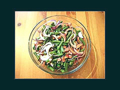 Постный салат с каперсами и овощами 