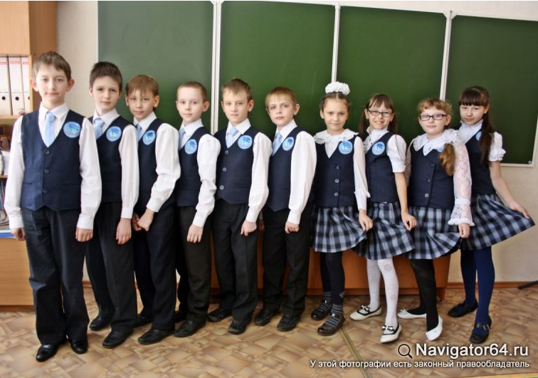 9 класс 2015-2016 Школьный двор