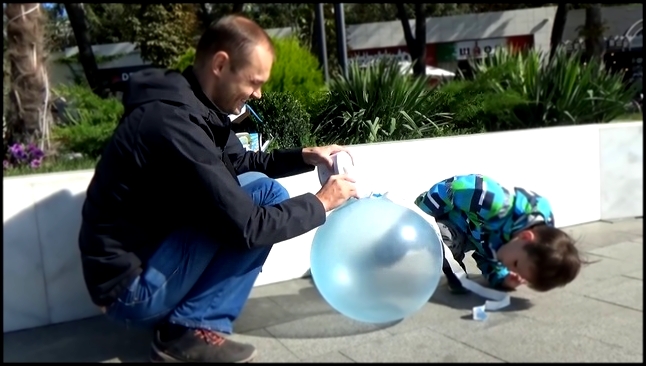 Огромный надувной Шар бабл болл играем на улице Wupple Bubble Ball giante inflat - видеоклип на песню