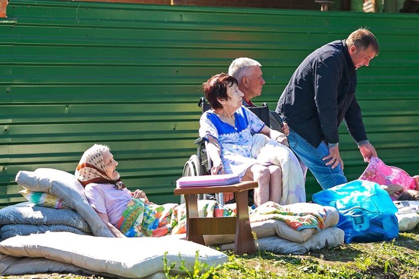 Ани Лорак А я за Тебя в огонь Спасатель.