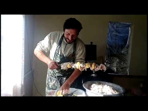 Как чистить тандыр. Шашлык в мацуне.How to clean  Tandoor oven.Shish kebab in matsun 