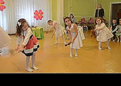 Песня  "Бабушка, бабушка, испеки оладушки", утренник 8 Марта, разновозрастная группа - видеоклип на песню