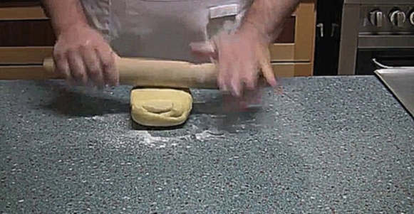 Как приготовить печенье «Сырные палочки» 