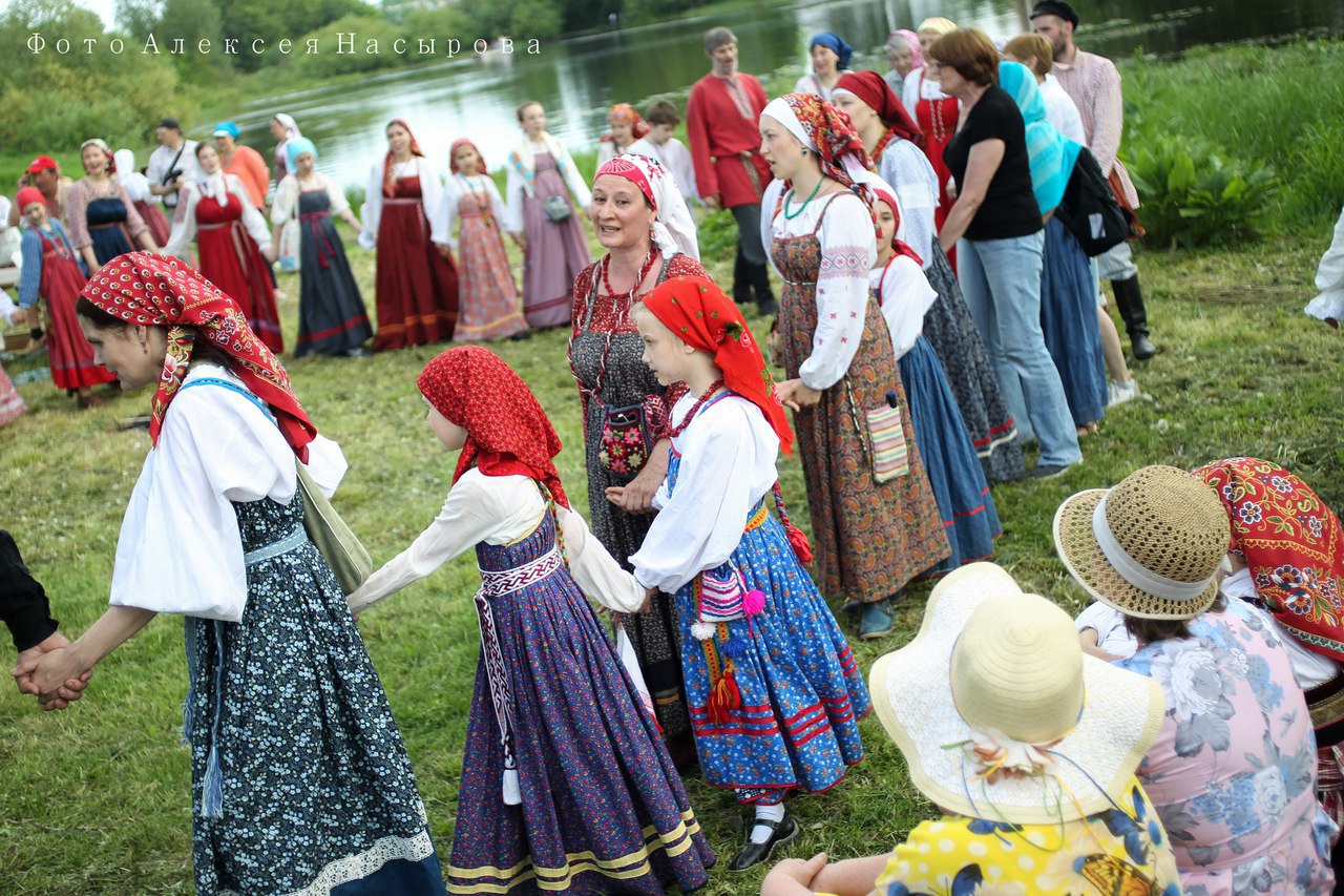 Chitinskaya Sloboda Folklore Ensemble If I Knew, I Would Drown Myself