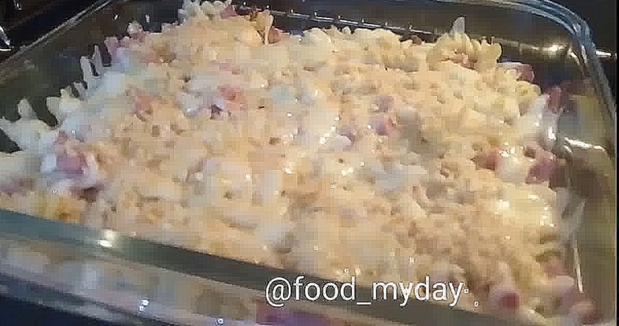 Запеканка из макарон с колбасой и сыром 