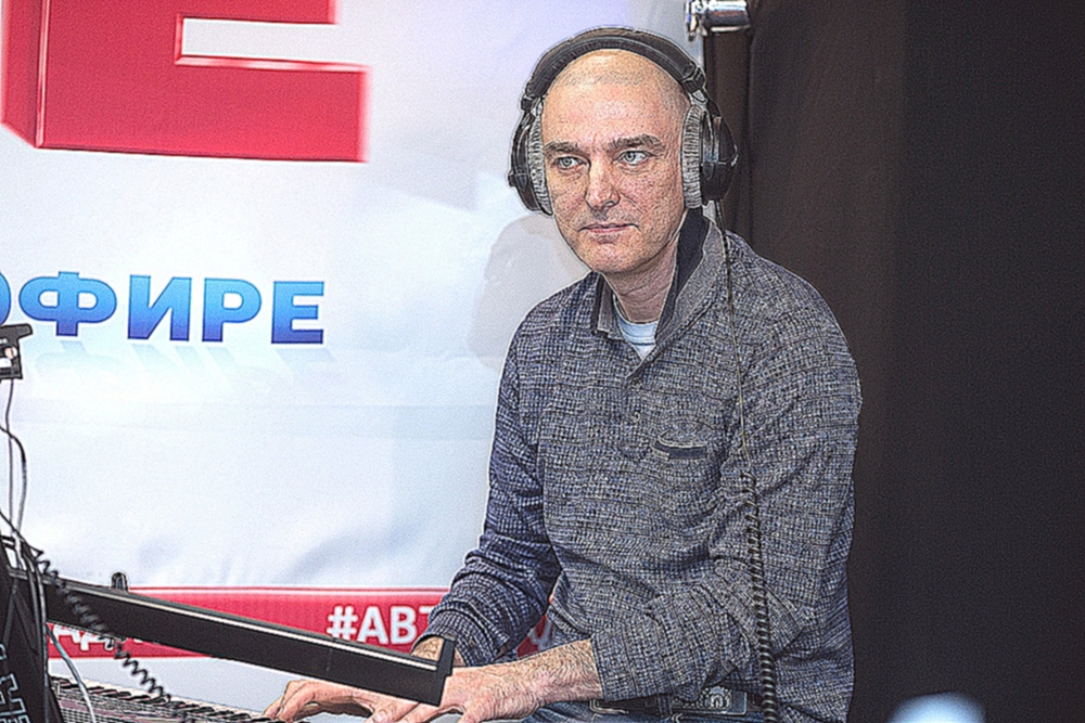 Машина времени – Миром правит любовь (#LIVE Авторадио) - видеоклип на песню