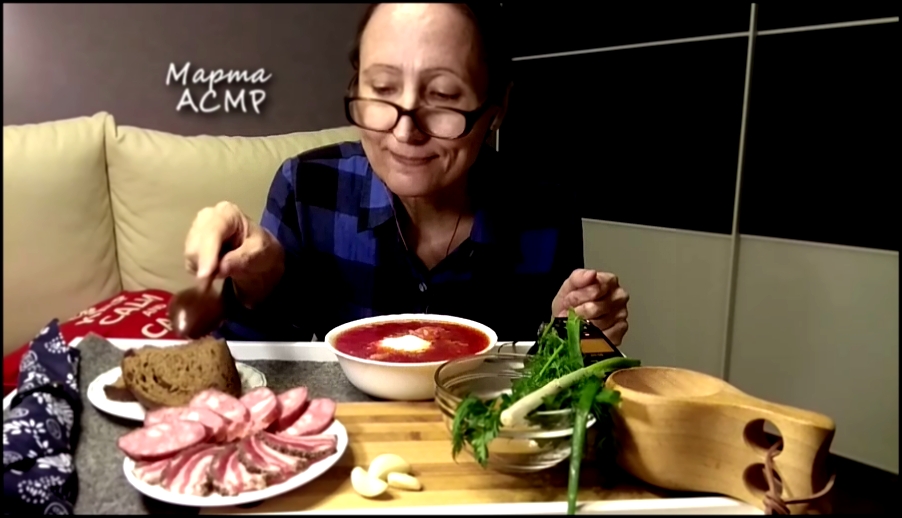 АСМР ИТИНГ БОРЩ СЁРБАЮ вприкуску сало колбаса чеснок лук КУКИНГ cooking mukbang & Recipe 