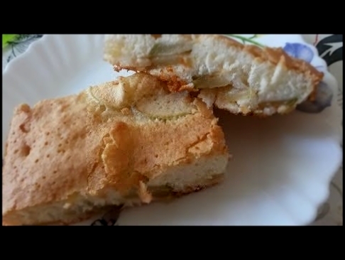 <span aria-label="&#x428;&#x430;&#x440;&#x43B;&#x43E;&#x442;&#x43A;&#x430; &#x441; &#x44F;&#x431;&#x43B;&#x43E;&#x43A;&#x430;&#x43C;&#x438; &#x438; &#x433;&#x440;&#x443;&#x448;&#x430;&#x43C;&#x438; - 