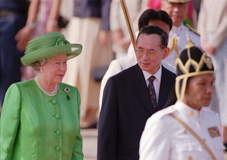 Елизавета Королева ,Юлия Королева и Евгений Лежнин Папа Король