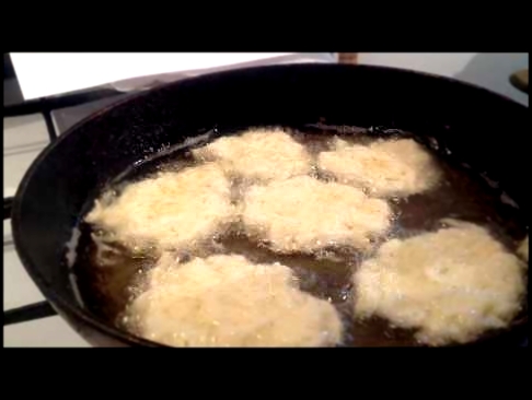 Оладушки из патиссона.Pancakes from a bush pattypan. 