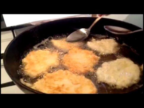 Оладушки из патиссона. Pancakes from a bush pattypan. 