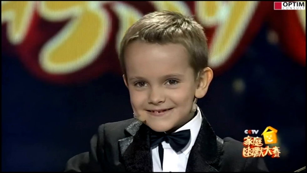 6-ти летний Гордей Колесов на центральном ТВ Китая, CCTV-1 - видеоклип на песню