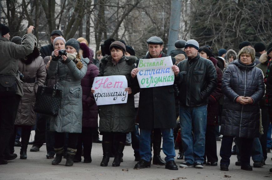 Гвардия при уч. Голубых берет Никто не забыт