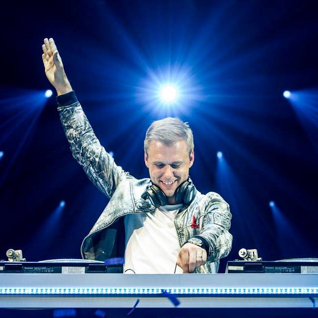 я хочу чтобы Armin van Buuren заплакал